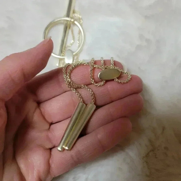 Kendra Scott Gold Tegan Large Necklace Y Adjustable - Picture 3 of 6